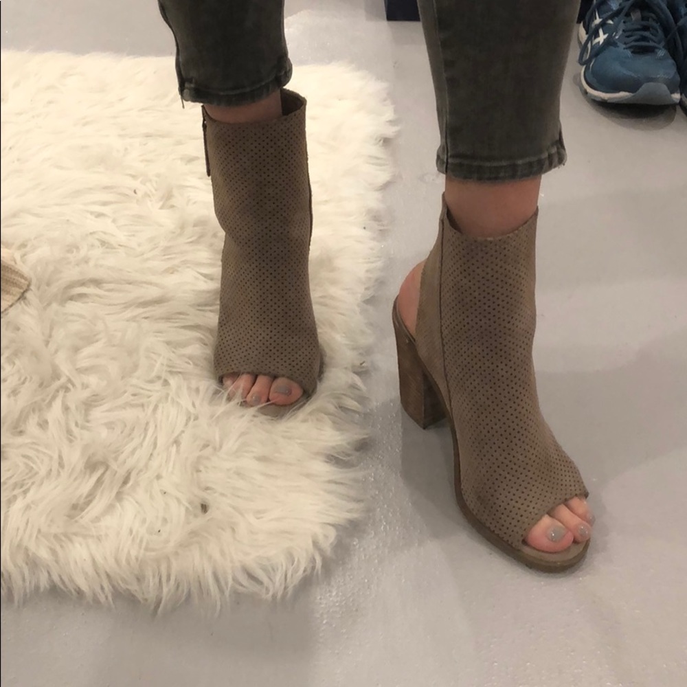 Dolce Vita Heels